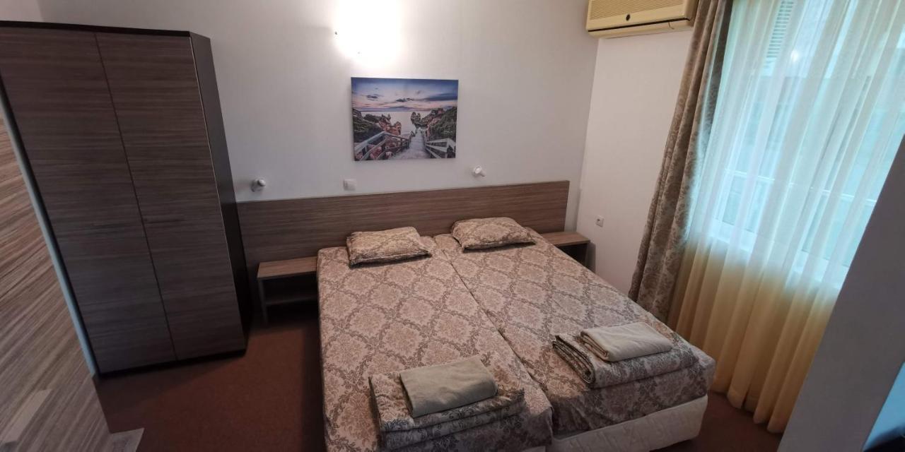 Seaview Apartment - Clara Sarafovo - 100M To Sea Burgas Stad Buitenkant foto